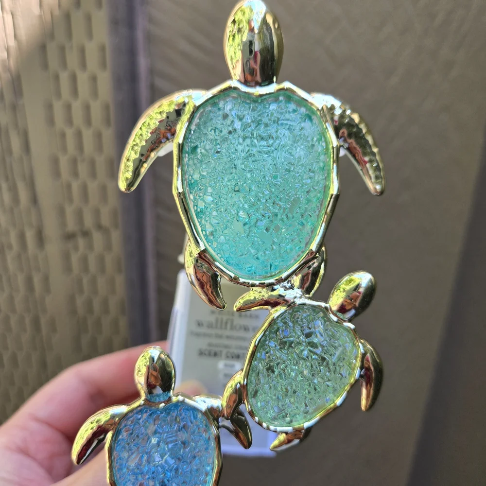 NWT BBW Sea Turtle Trio Wallflower Plug With Free Scent